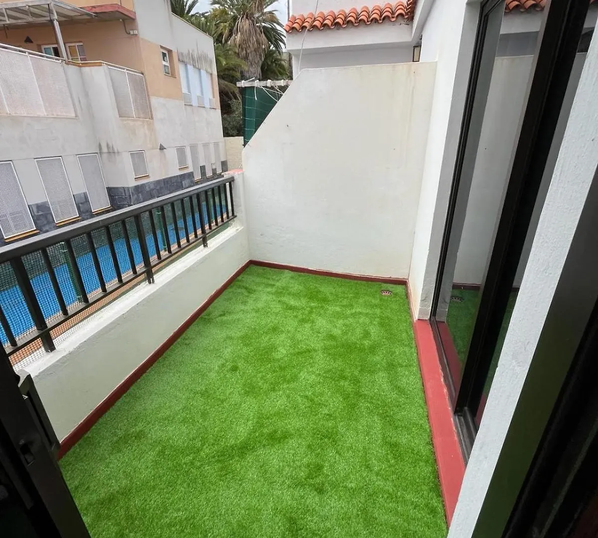 3 Dormitorios. Terraza. Bus Stop Los Realejos 0*,